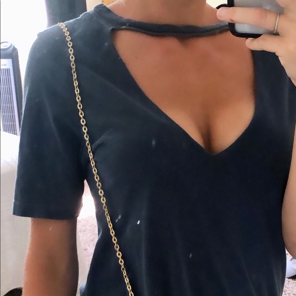 Urban Outfitters deep v soft tee - Picture 4 of 4